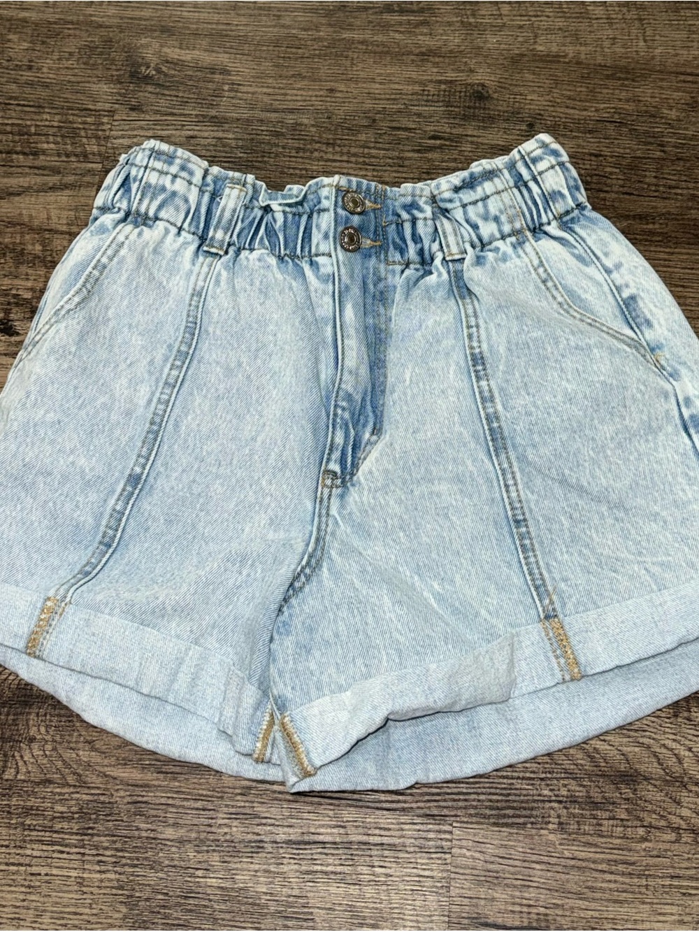 Forever 21 Light Wash Denim Paperbag Waist Shorts
